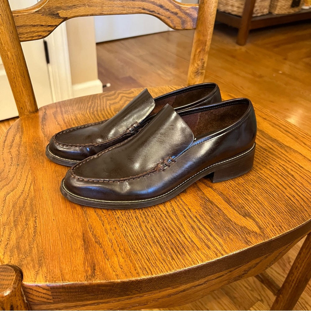 Vintage Weejuns Brown Leather Women’s Slip On Loafers Size 8